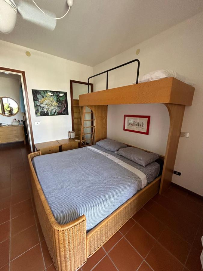 Ampio Appartamento In Centro Con Vista - Terrazze, Parcheggio Gratuito E Wi-Fi Lignano Sabbiadoro Esterno foto